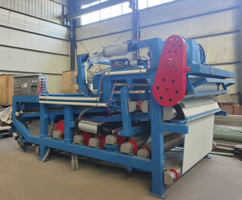 Machine de traitement de l'amidon de manioc de 2000 kg/h ou plus de capacité pour la déshydratation des fibres humides en acier inoxydable 304 acier au carbone